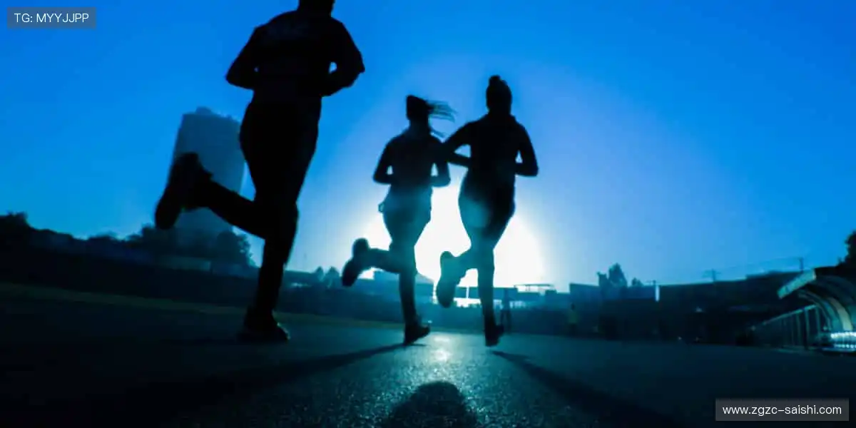 「弹幕互动 + 专家解读,边看边聊才是观赛标配!💬加入直播间,一起嗨翻天!」